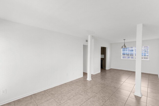 Interior Photo - South Hill - Five Points