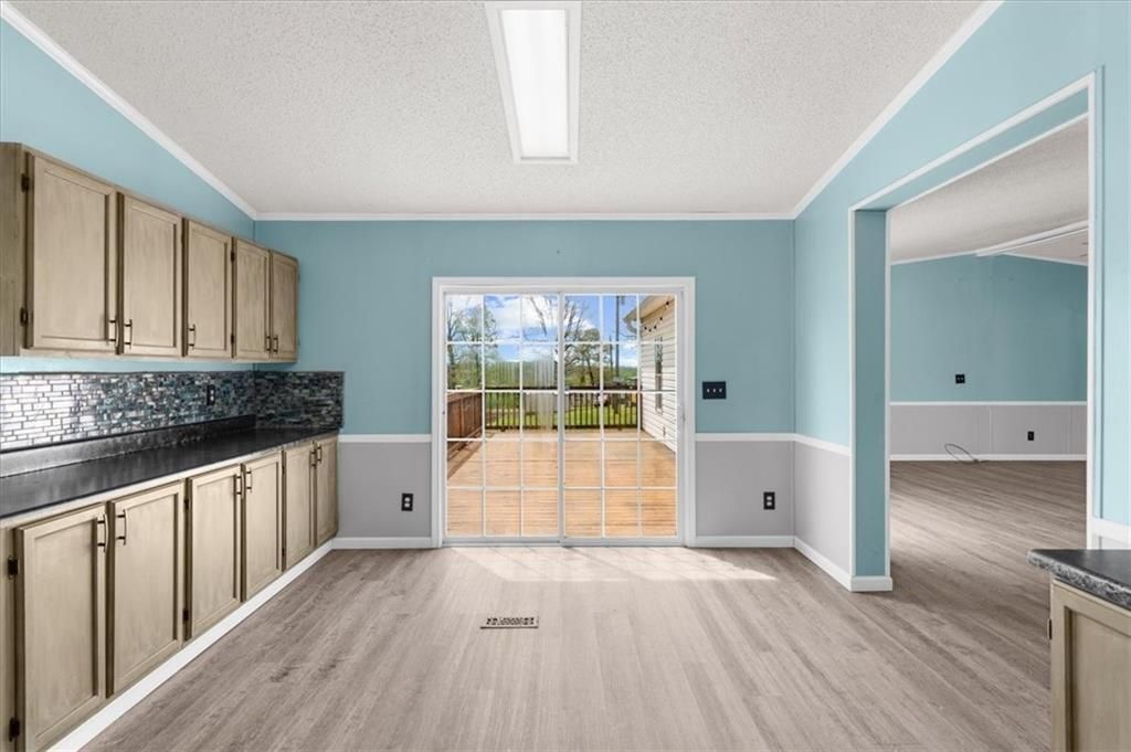 Building Photo - 372 Porter Springs Rd