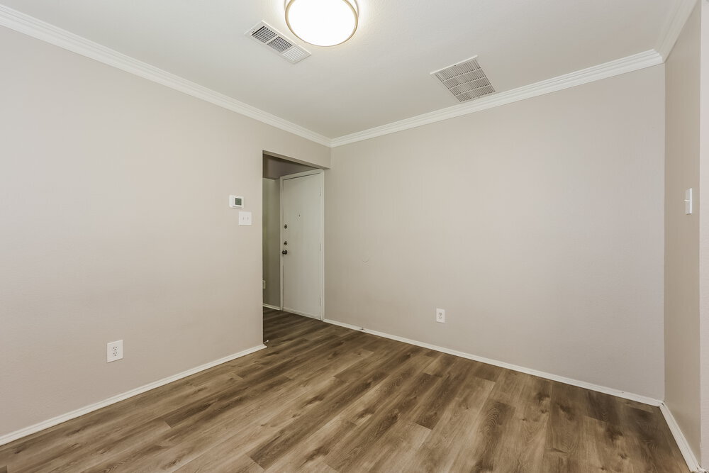 Building Photo - 1016 Matamoros Plaza