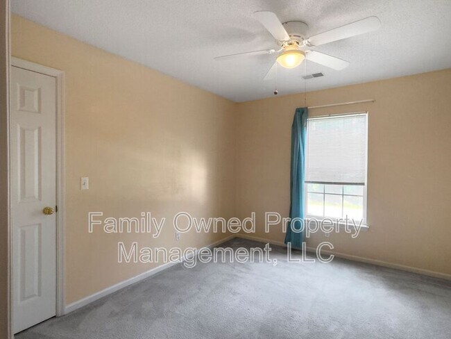 Building Photo - 170 Red Cypress Dr