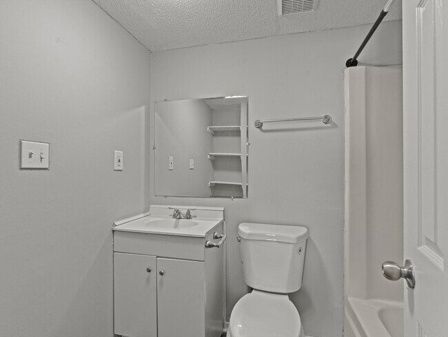 Building Photo - 4205 Patton Rd SW
