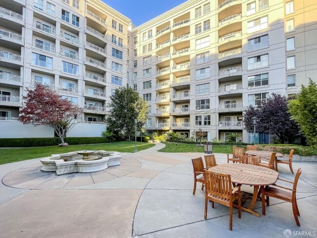 Building Photo - 140 Van Ness Ave