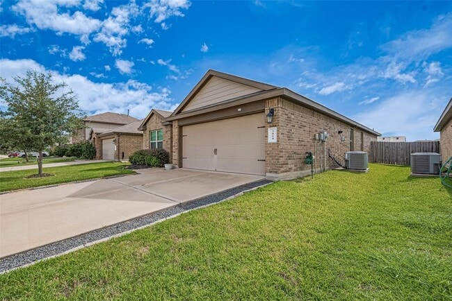 Building Photo - 3010 Veeder Pass Ln