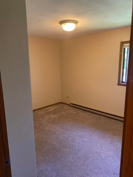 bedroom 1 - 686 Trailsway Ln