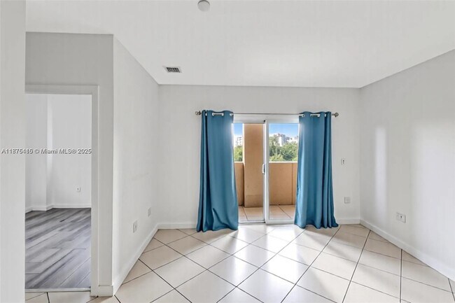 Building Photo - 2280 SW 32nd Ave