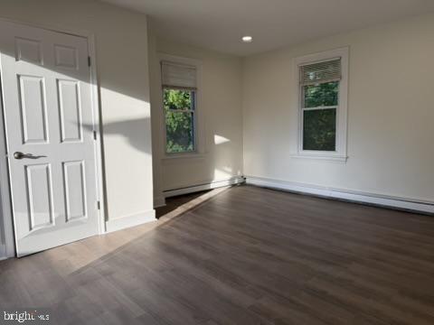 Building Photo - 722 Hilltown Pike