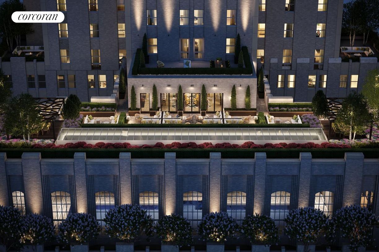 Building Photo - 301 Park Ave