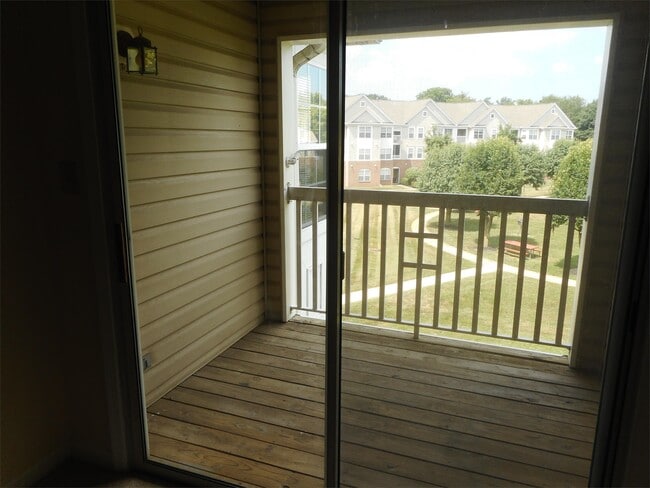 Building Photo - 104 Bayland Dr