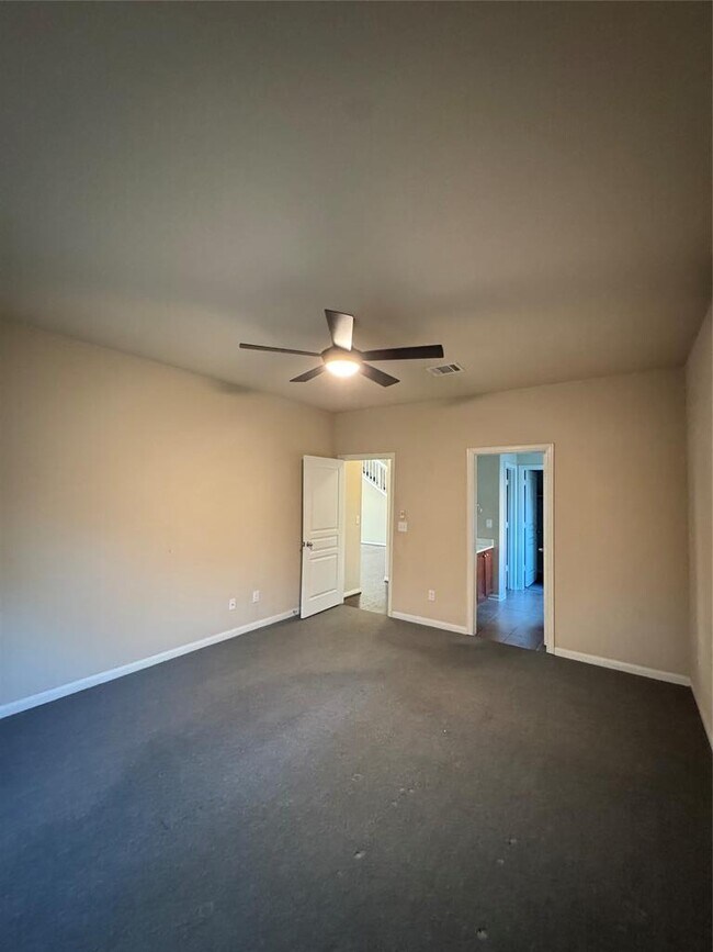 Building Photo - 117 Kemah Ln