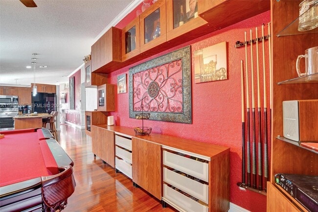 Building Photo - 311 SW 203rd Ave