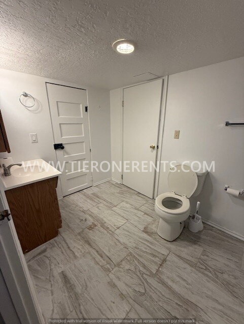 Building Photo - NO DEPOSIT option available for qualified renters with Obligo.