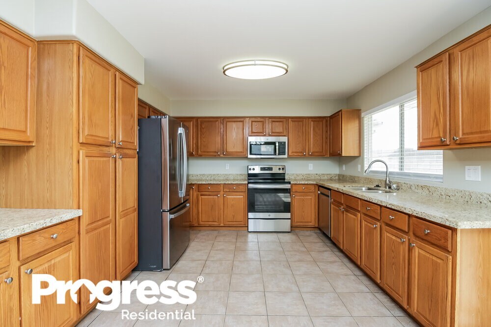 Building Photo - 2607 E Brooks St