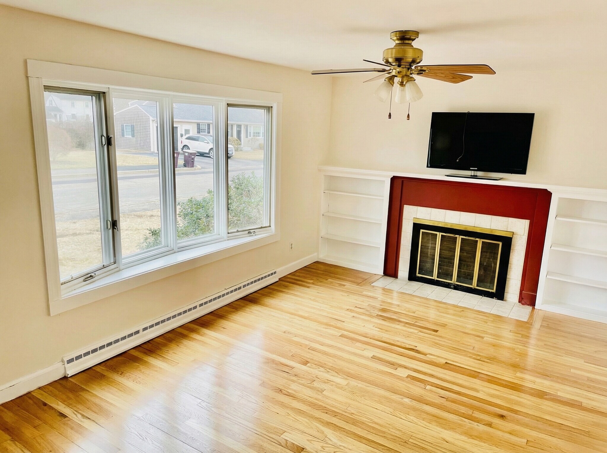 Building Photo - 65 Barbara Ln