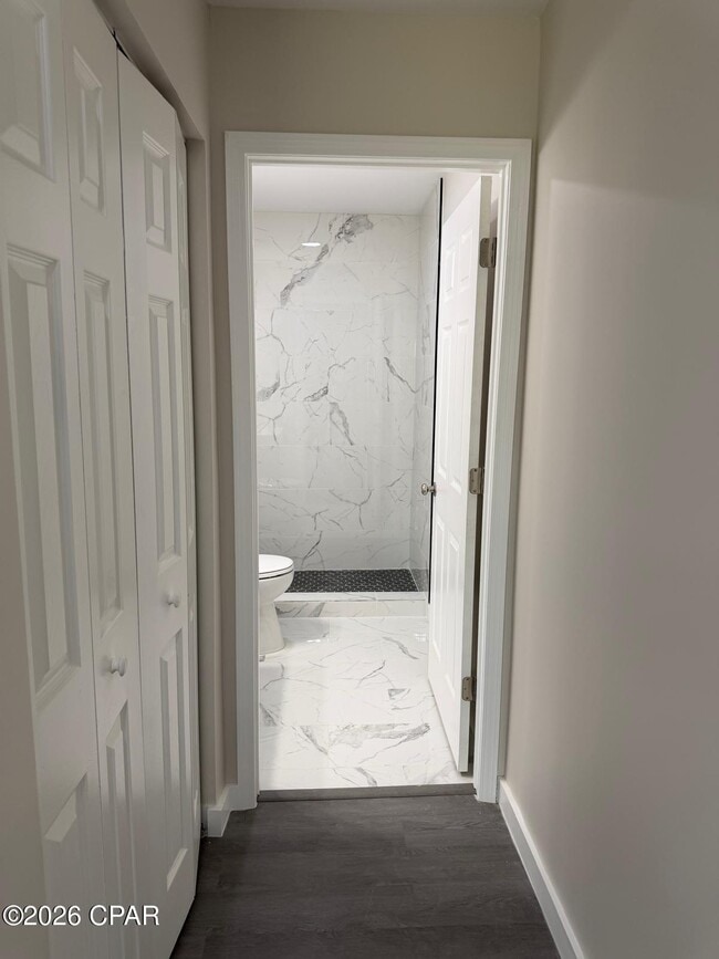 Building Photo - 2826 La Mesa Ave