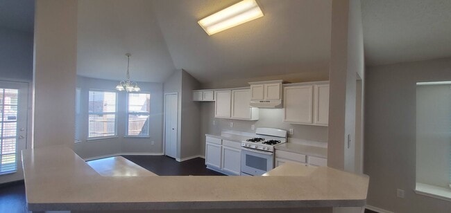 Building Photo - 132 Brookshore Dr