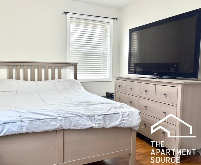 Building Photo - 8108 S 85th Ave