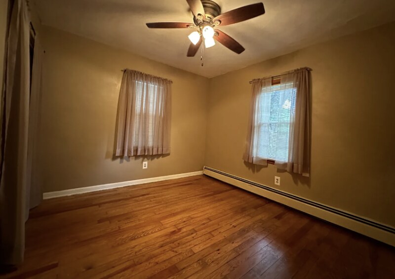 Building Photo - 71 Rowland Ave