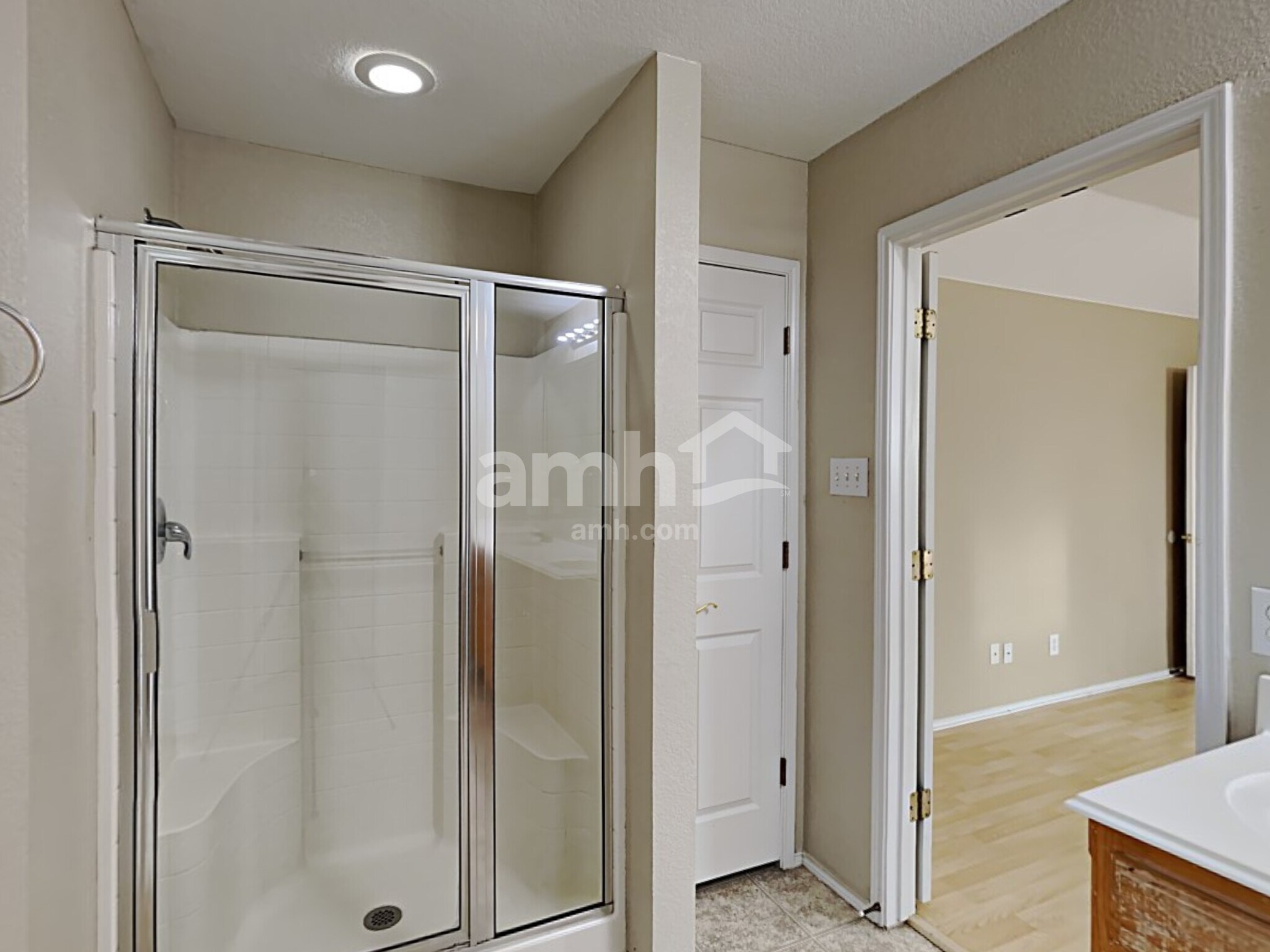 Building Photo - 1000 Redfish Dr
