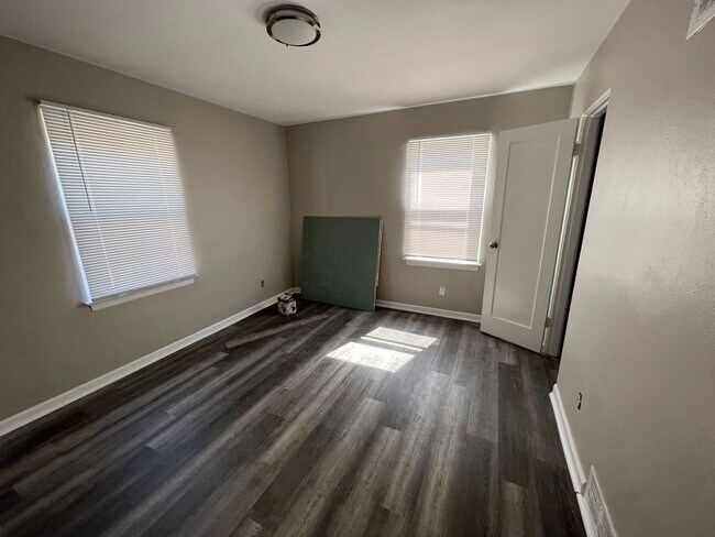 Building Photo - Recently Renovated Three Bedroom Coming Av...