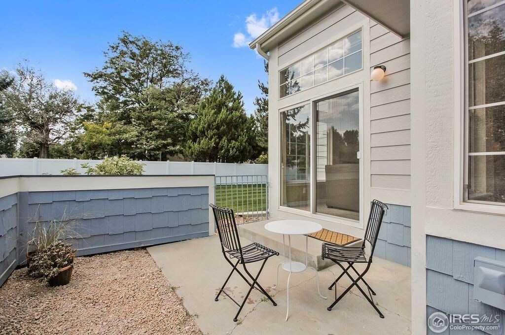 Building Photo - 1419 Red Mountain Dr