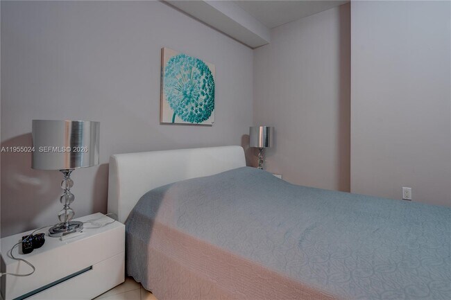 Building Photo - 6700 Indian Creek Dr