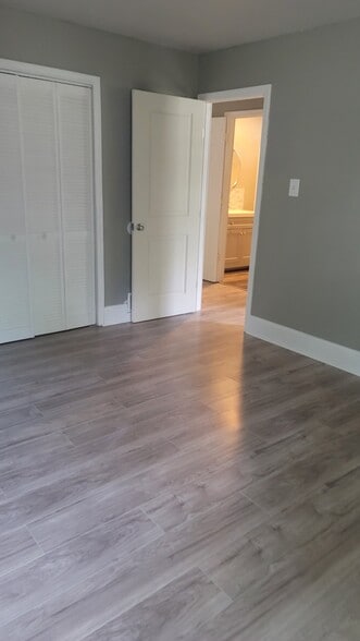 Building Photo - 8522 Tedburn Dr
