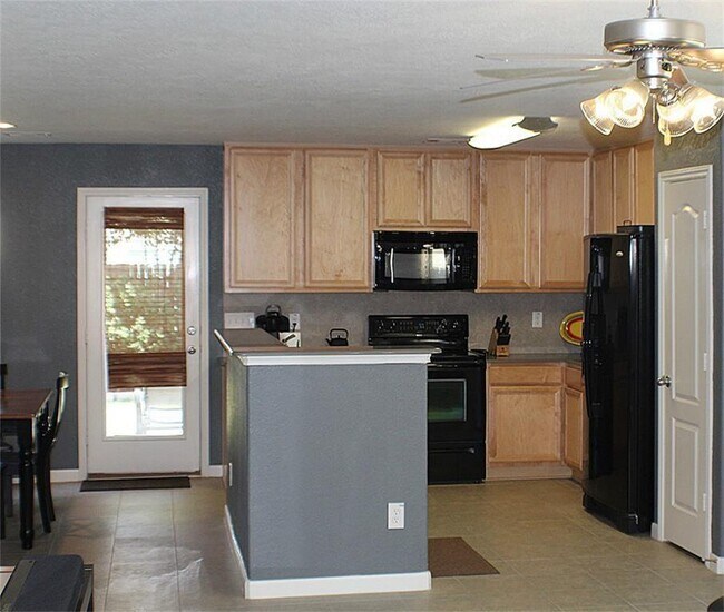 Building Photo - 18230 Foley Park Ct