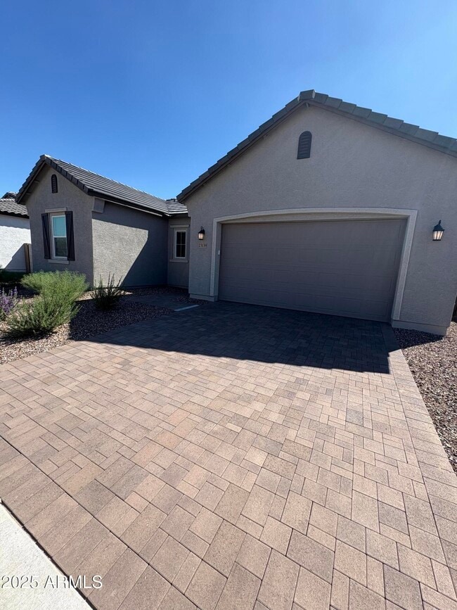 Building Photo - 23139 E Lords Wy