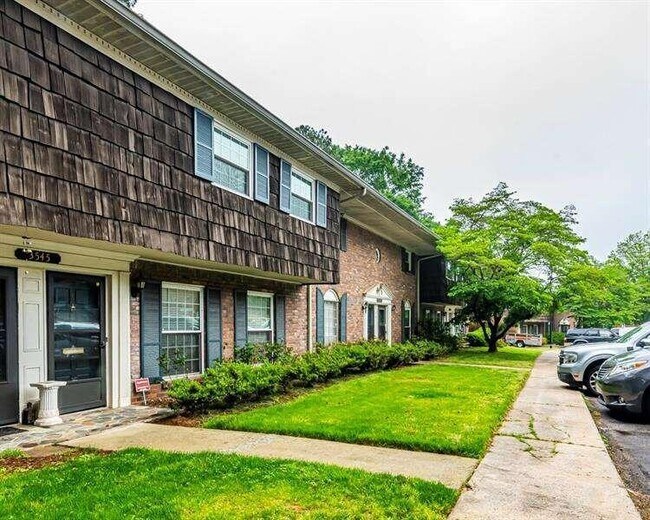Building Photo - 3545 Chamblee Tucker Rd