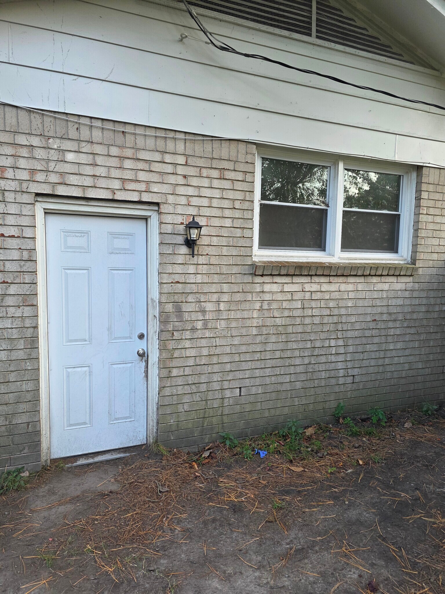 Building Photo - 1317 Roosevelt Blvd