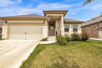 Building Photo - 2926 Diego Dr
