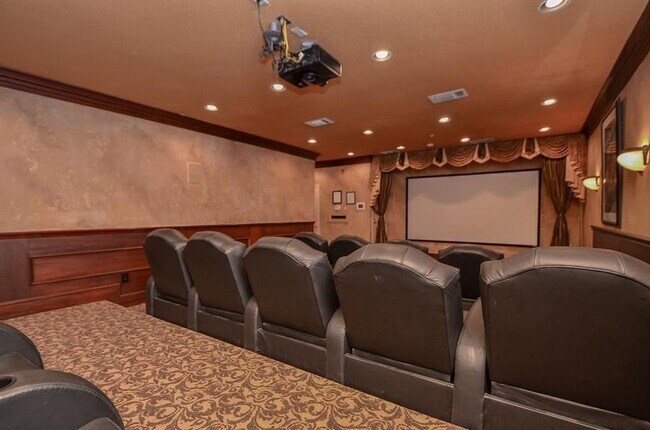 Building Photo - FULLY FURNISHED 1 bedroom Condo with balcony in the heart of Sugar land