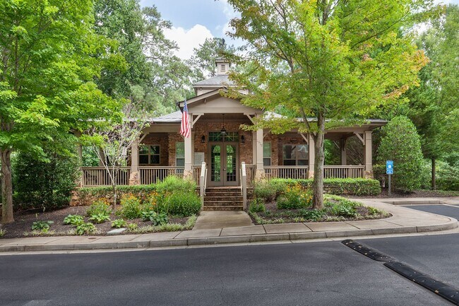 Building Photo - Gorgeous 3/2 Top Floor Condo w/ Private Vi...