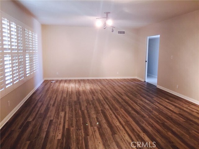 Building Photo - 14687 Deervale Pl