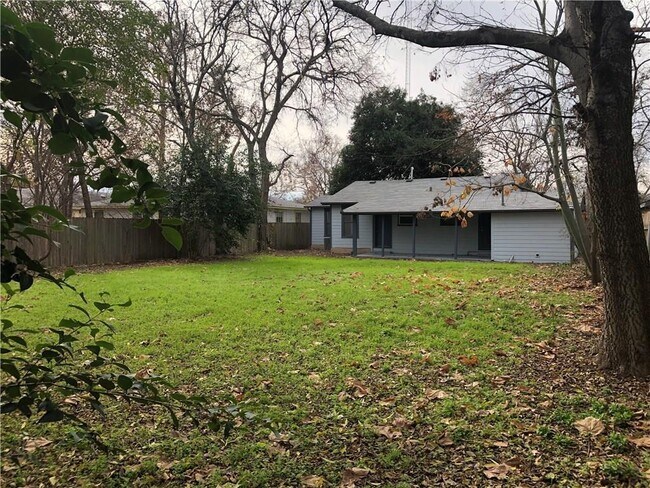 Building Photo - 7007 Reese Ln