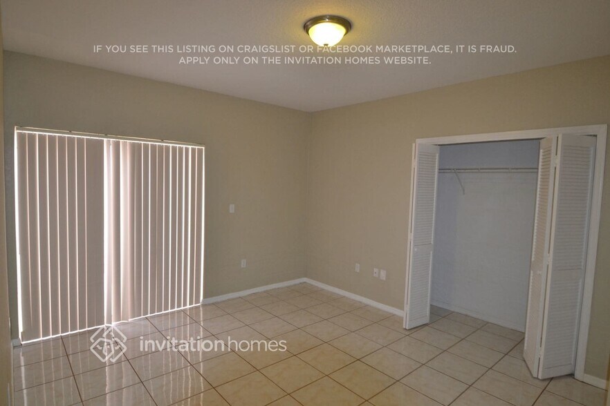 Building Photo - 8764 NW 153rd Terrace