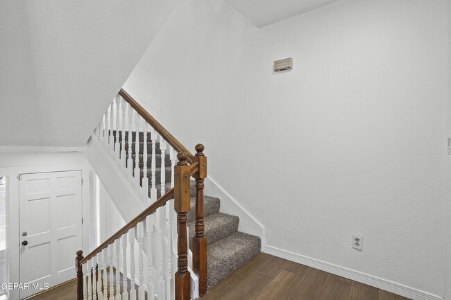Building Photo - 604 Upson Dr