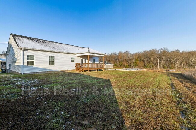 Building Photo - 207 Bedford Ct