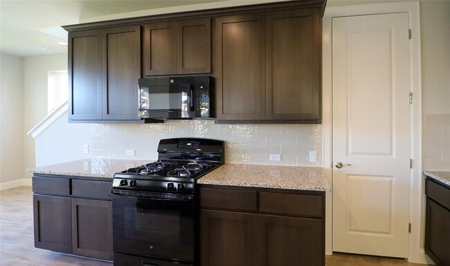 Building Photo - 124 Free Stone Dr