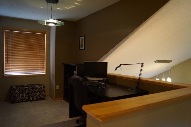 Building Photo - 18197 Warbler Ln