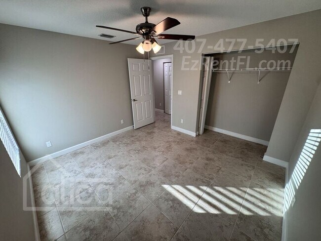 Building Photo - 1223 San Matio St