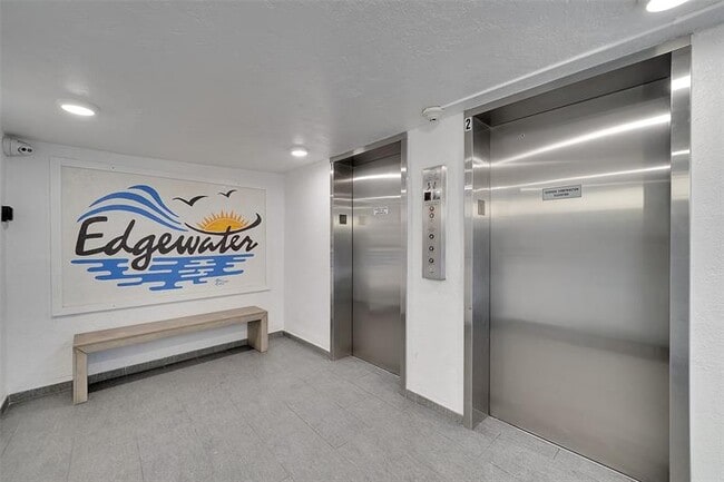 Building Photo - 400 N Surf Rd