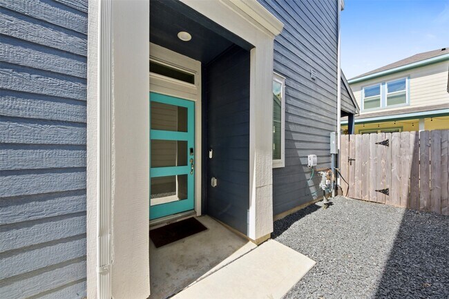 Building Photo - 635 Salt Marsh Trl