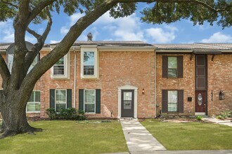 Building Photo - 14213 Lost Meadow Ln