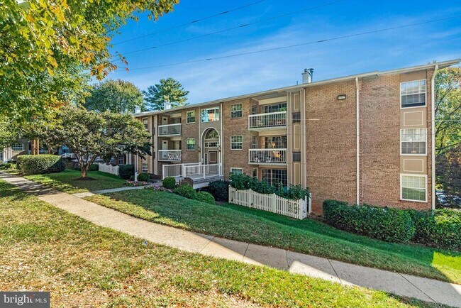 Building Photo - 1935 Wilson Ln