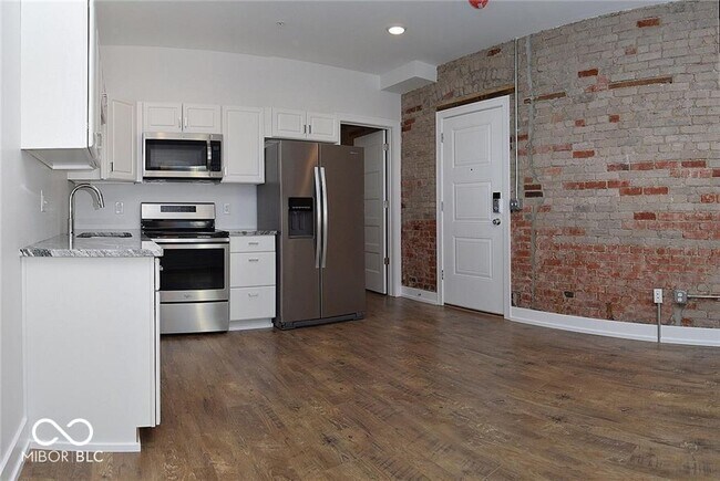 Building Photo - 829 N Pennsylvania St