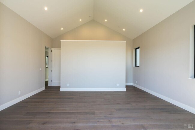 Building Photo - 3842 Horizon View Way