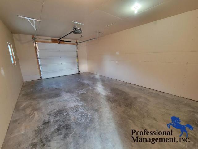 Building Photo - 4 bedroom in Billings MT 59102