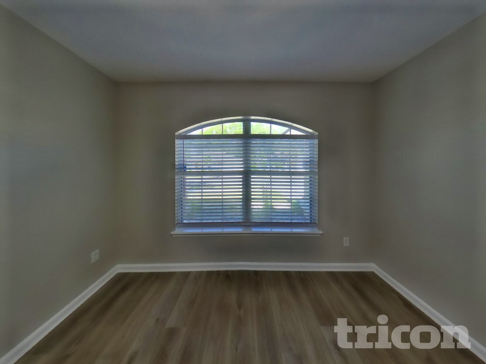 Building Photo - 86216 Vegas Blvd