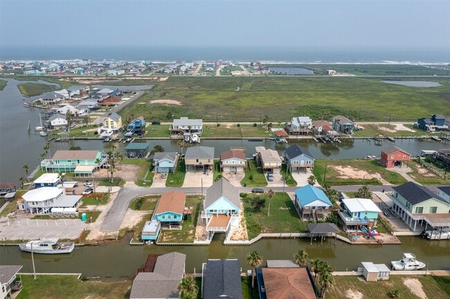 Building Photo - 413 Pompano Ln